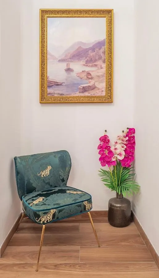 Domus Nannini Spa - L' Arco Di Matteotti Sienne