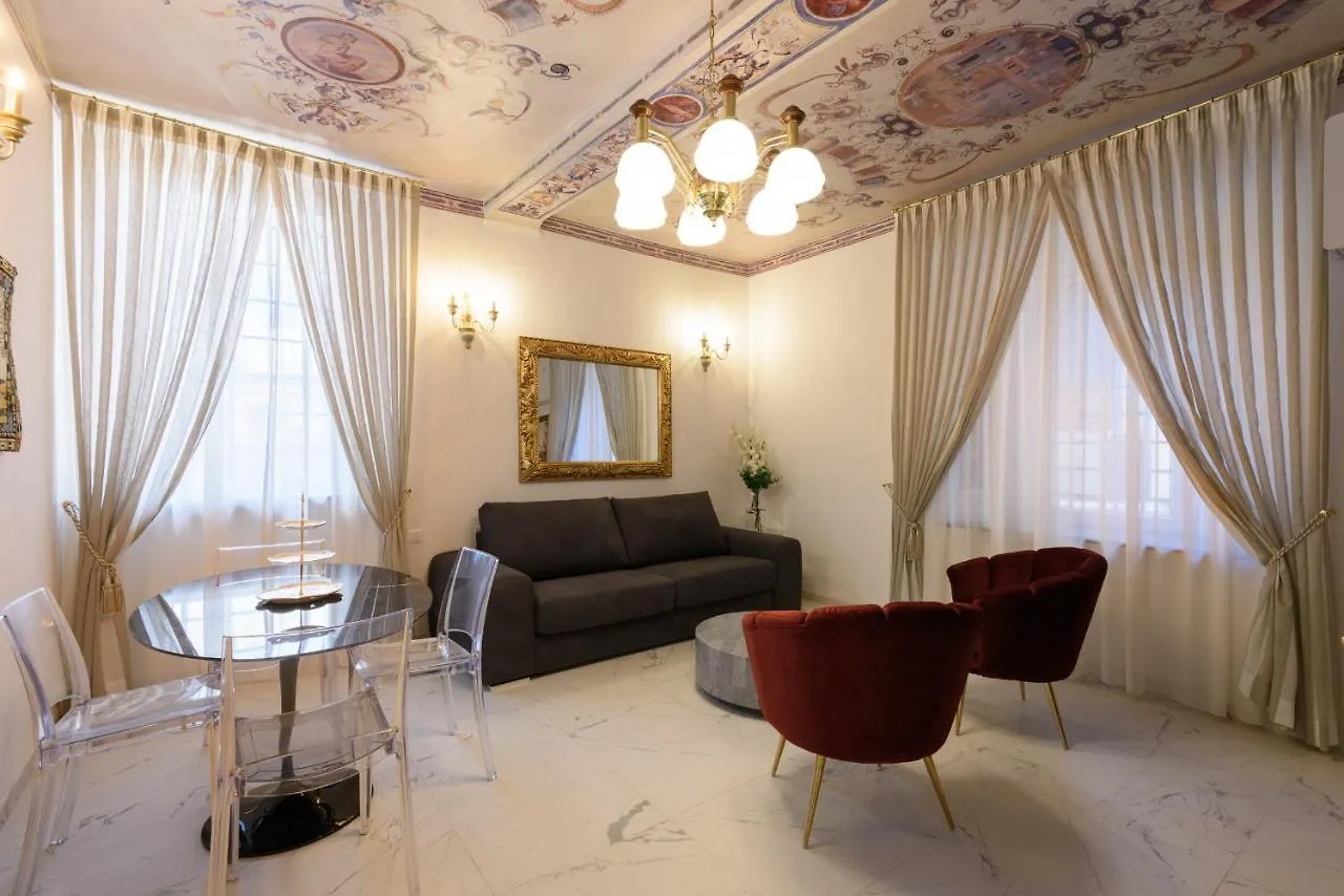 Domus Nannini Spa - L' Arco Di Matteotti Sienne Appartement